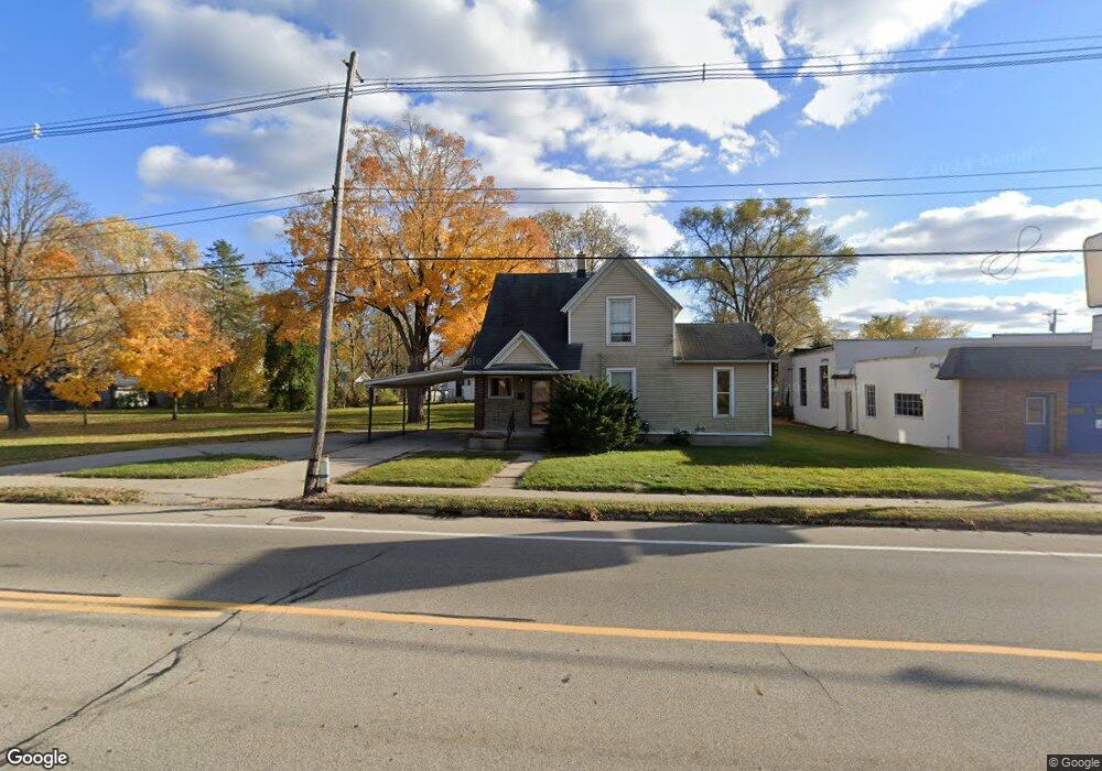 830 W Main St, Lowell, MI 49331 - photo 1