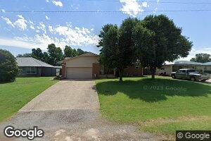 802 S Myers Rd, Apache, OK 73006