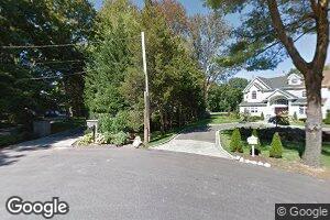 5 Coleman Ct, Cold Spring Harbor, NY 11724