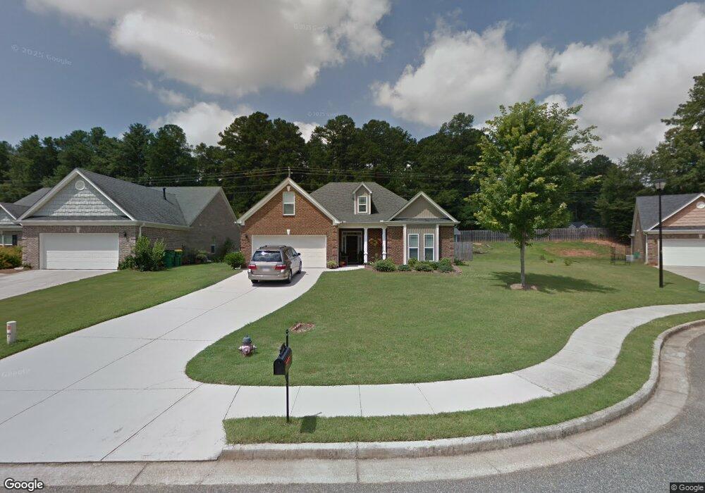 456 Cooper Cir, Winder, GA 30680 - photo 1