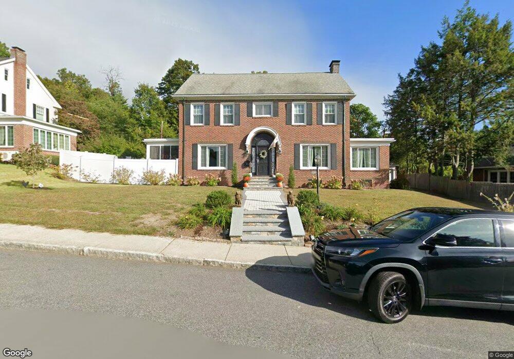 239 Madison Ave W unit 1, Holyoke, MA 01040 - photo 1