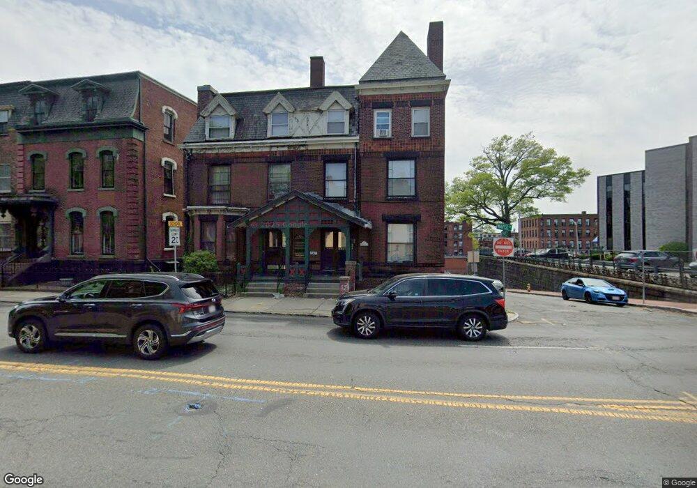 76 Maple St unit 2 Fl, Springfield, MA 01105 - photo 1