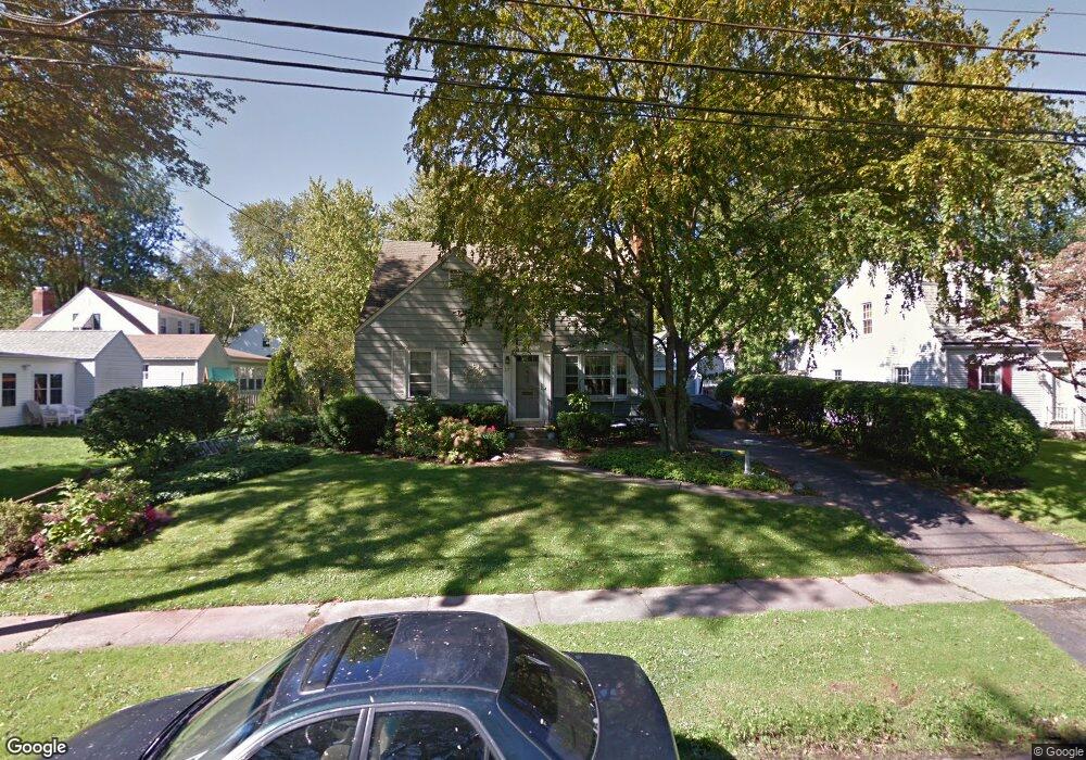 17 Greenacres Ave, West Hartford, CT 06107 - photo 1