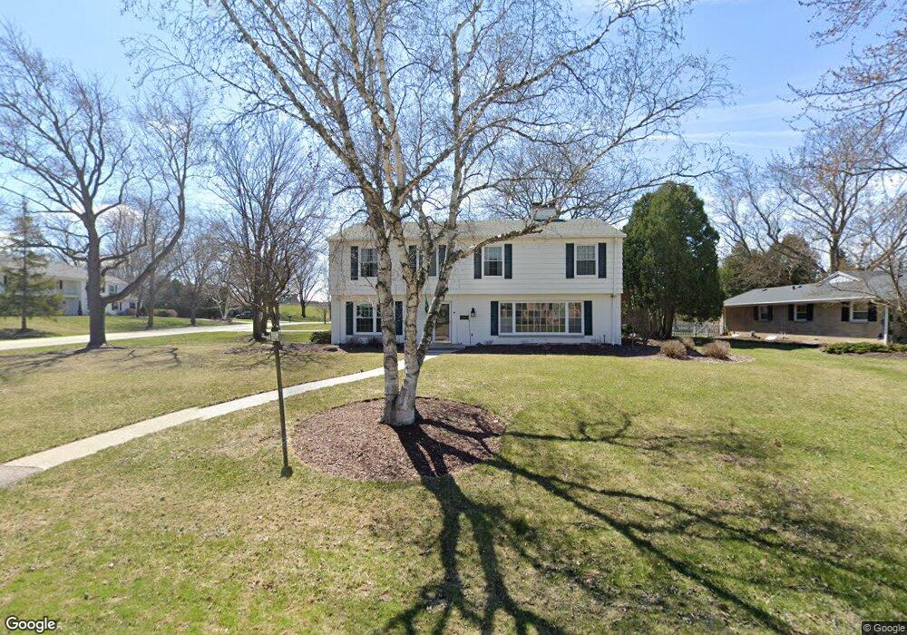 13305 Elmhurst Pkwy, Elm Grove, WI 53122 - photo 1