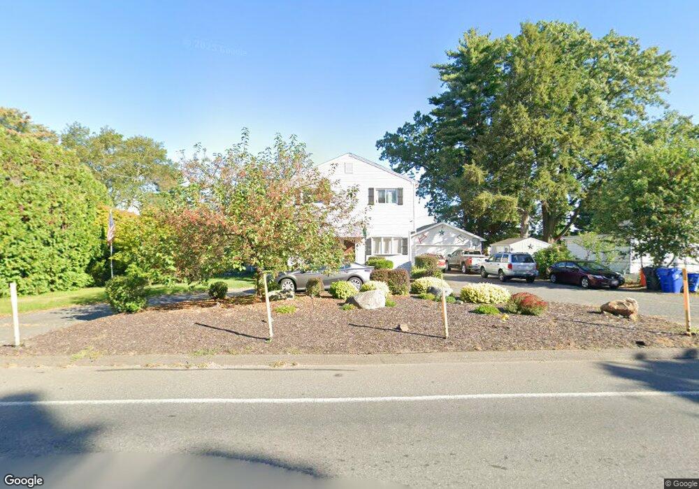 906 Bridge Rd, Northampton, MA 01060 - photo 1