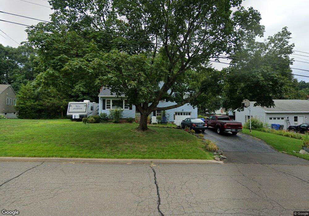 33 Hoffman Rd, Manchester, CT 06042 - photo 1