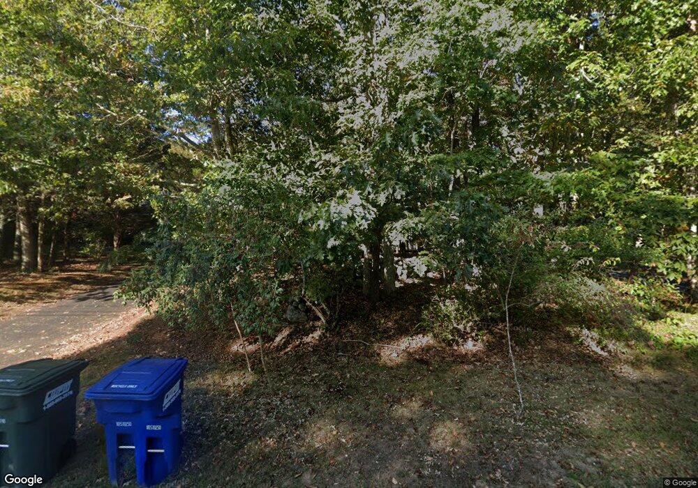 10 Fawn Dr, Gales Ferry, CT 06335 - photo 1