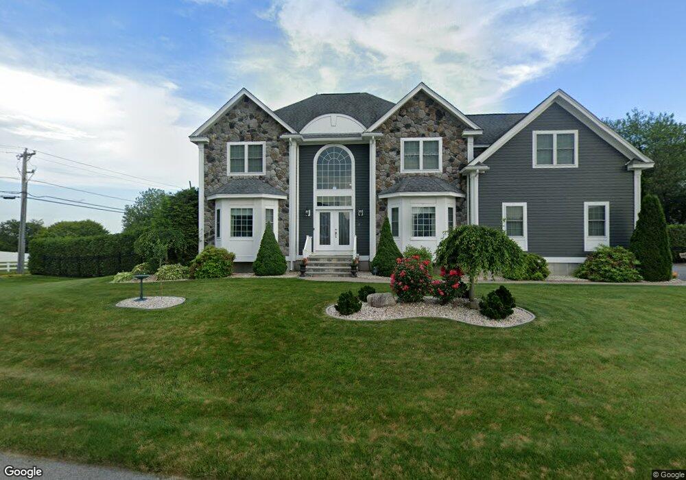 141 Regency Dr, Dracut, MA 01826 - photo 1