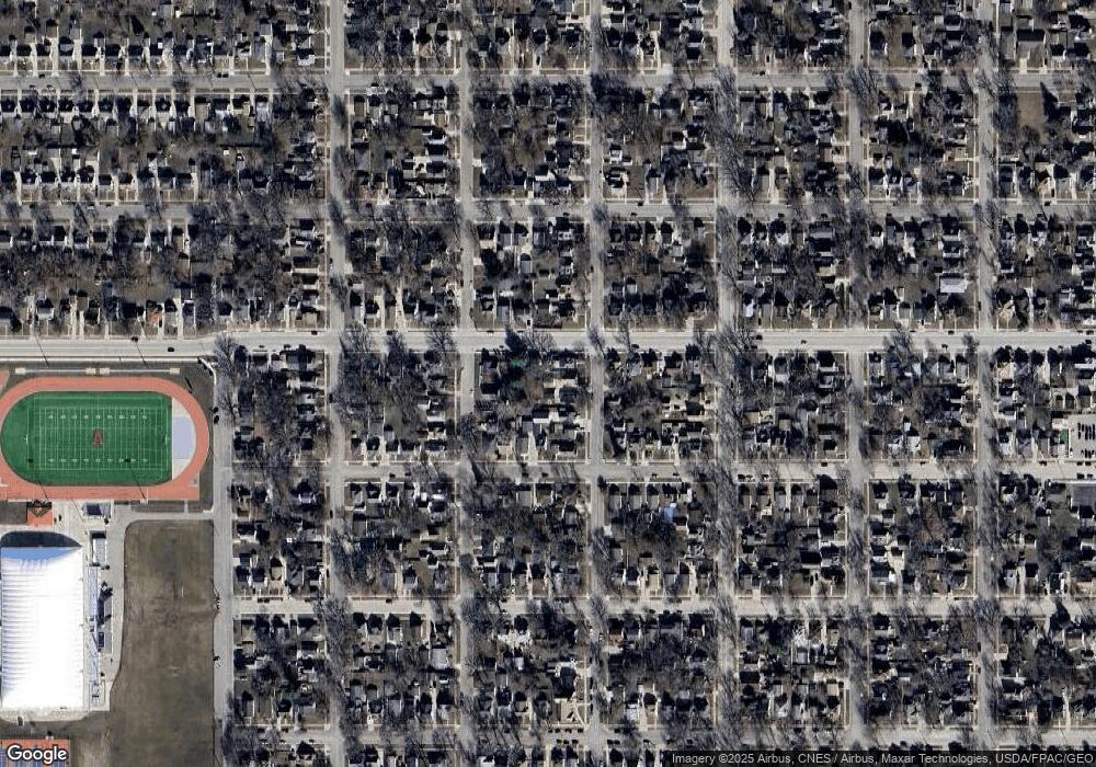 409 9th St NW, Austin, MN 55912 - photo 1