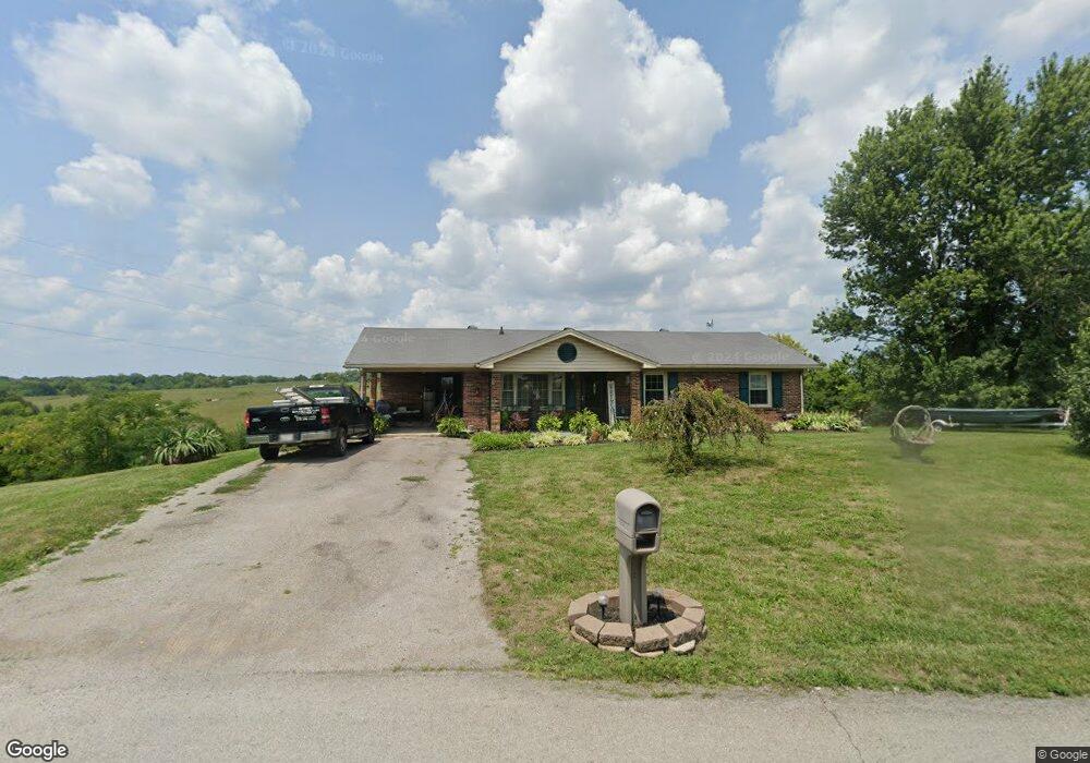 1810 Oakland Ln, Harrodsburg, KY 40330 - photo 1