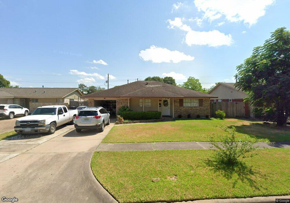 10622 Southport Dr, Houston, TX 77089 - photo 1