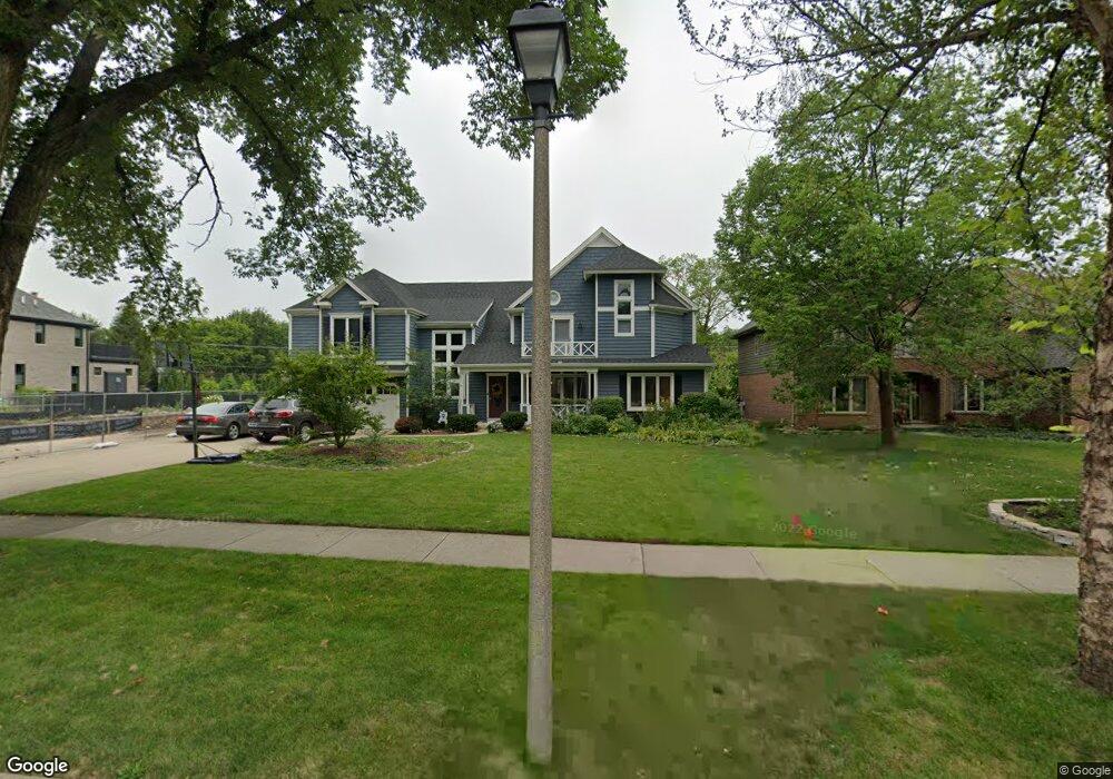 180 S Chandler Ave, Elmhurst, IL 60126 - photo 1