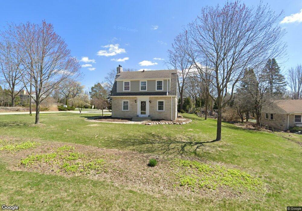 12445 Walnut Rd, Elm Grove, WI 53122 - photo 1