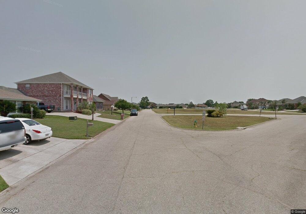 916 Chimaera Ln, Slidell, LA 70458 - photo 1