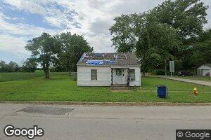 515 S Walnut St, Tamaroa, IL 62888