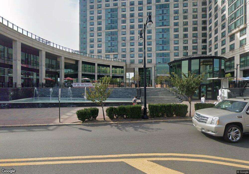 695 Anderson Ave unit 685-Suite 11, Cliffside Park, NJ 07010 - photo 1