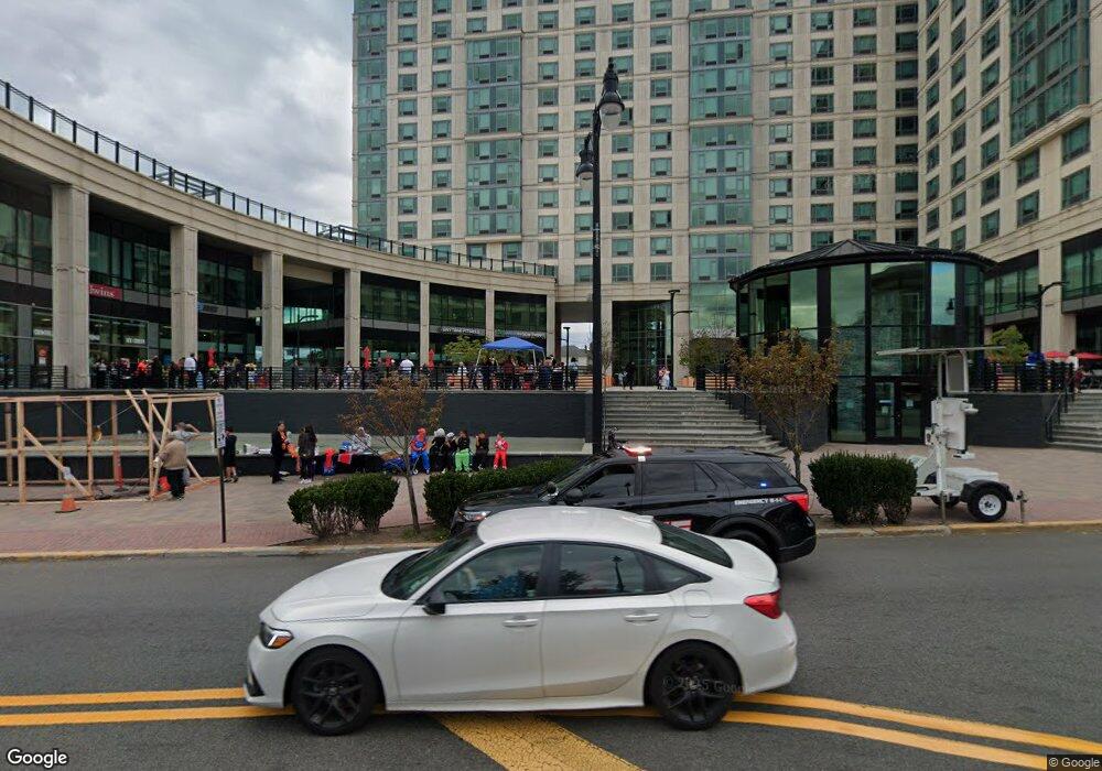 695 Anderson Ave unit 685-Suite 4, Cliffside Park, NJ 07010 - photo 1