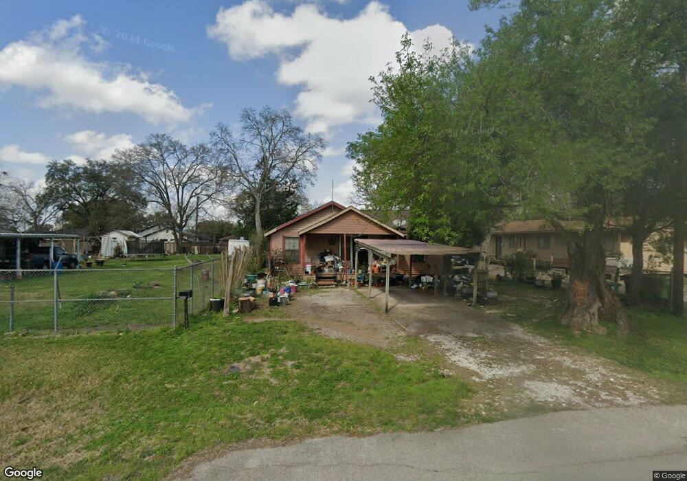 809 De Boll St, Houston, TX 77022 - photo 1