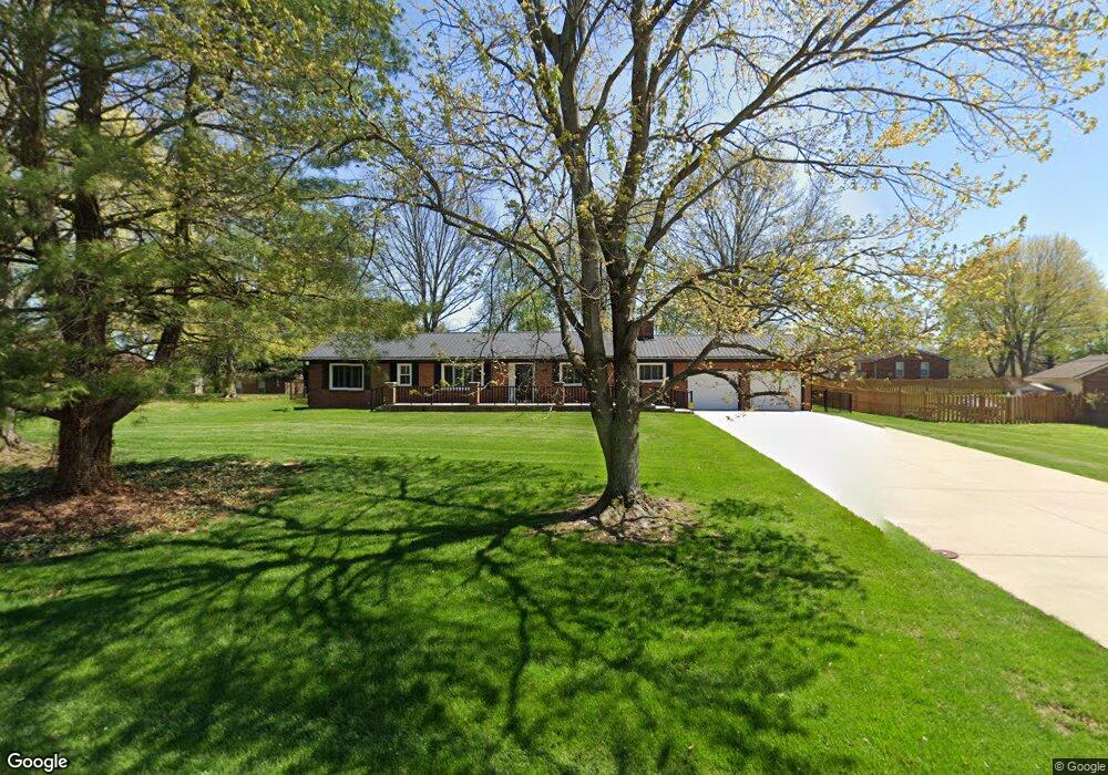 305 Plantation Ln, Frankfort, KY 40601 - photo 1