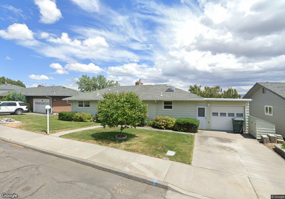 820 NW 12th St, Pendleton, OR 97801 - photo 1