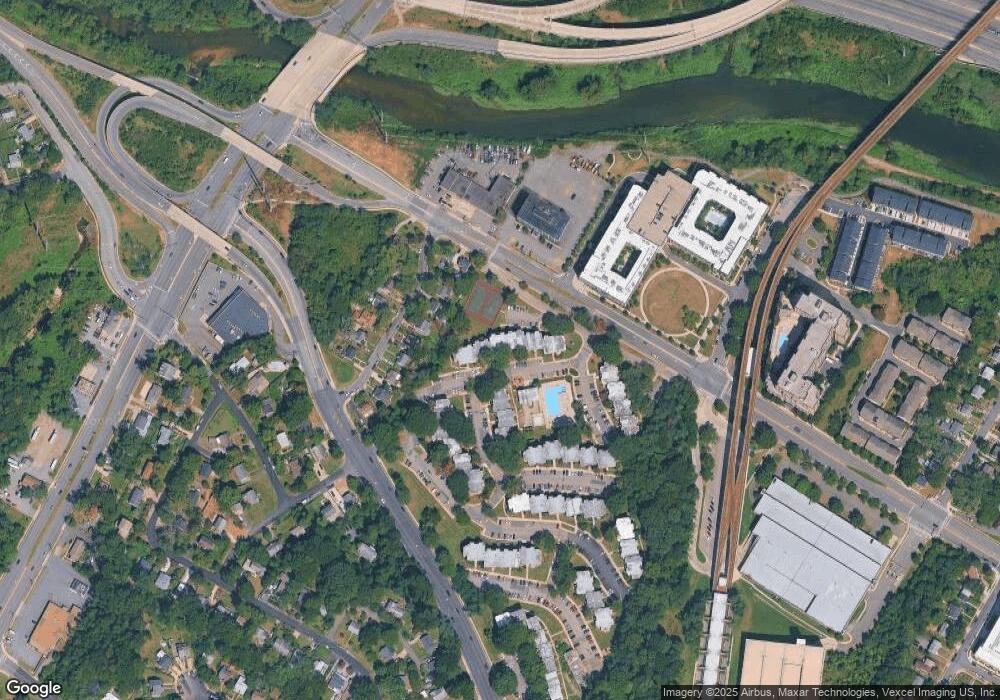 2606 Indian Dr unit 1D-55, Alexandria, VA 22303 - photo 1