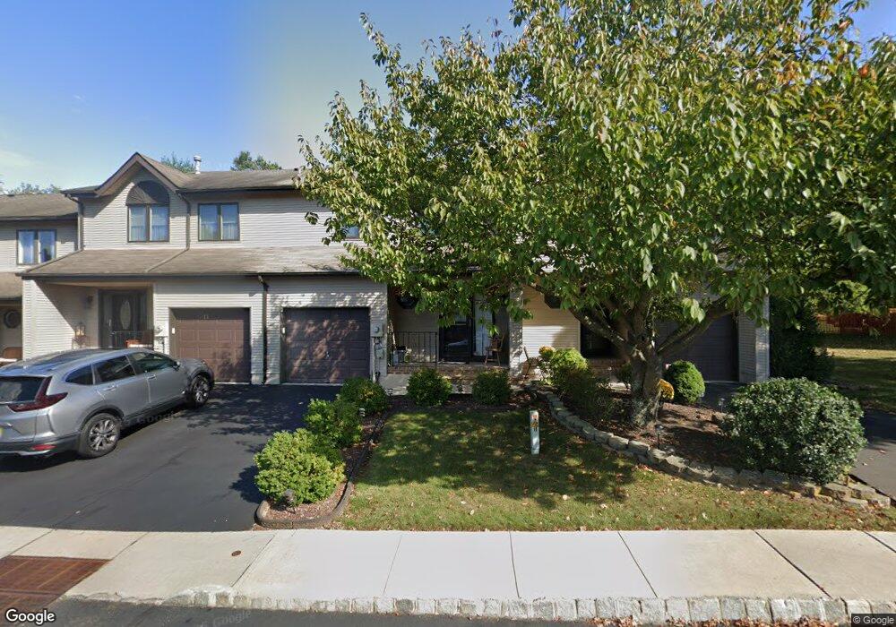 10 Maple Ct, Flemington, NJ 08822 - photo 1