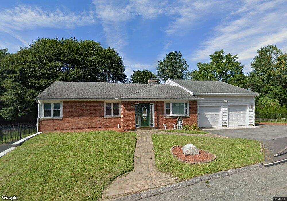 4 Stoneham St, Woburn, MA 01801 - photo 1