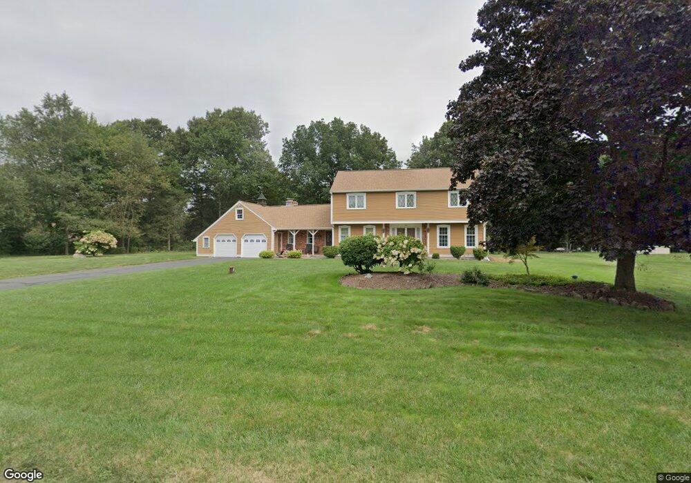 208 Metacomet Dr, Berlin, CT 06037 - photo 1