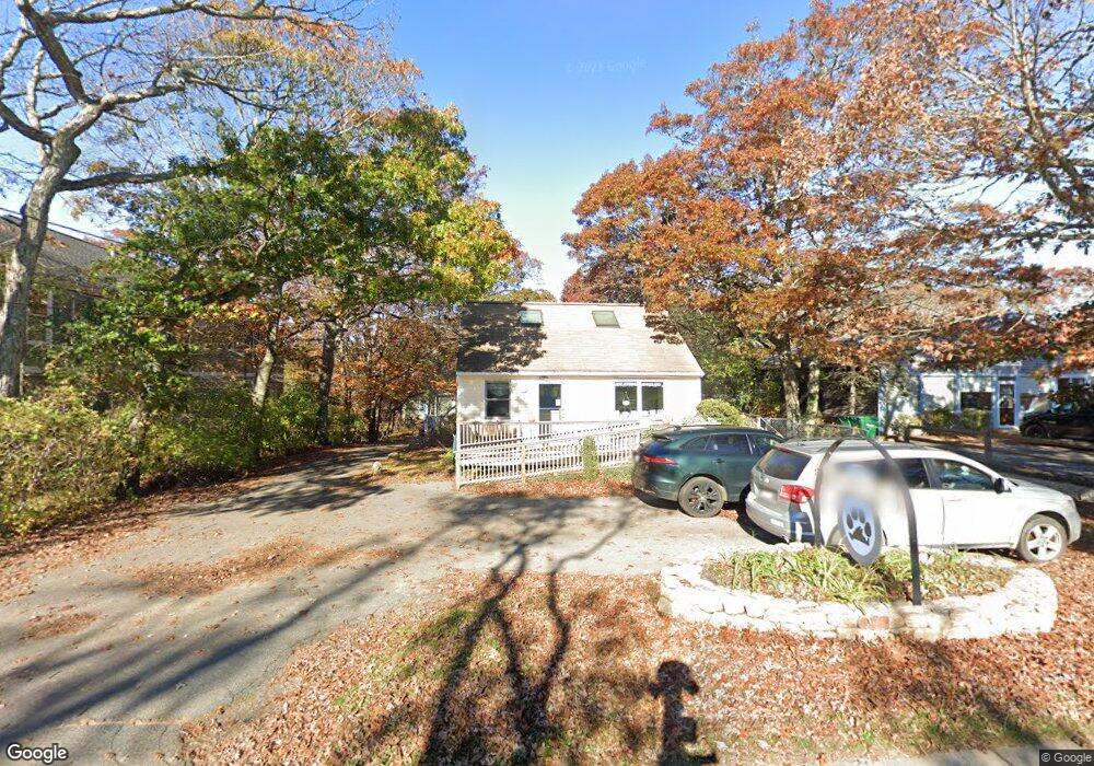 401 State Rd, Tisbury, MA 02568 - photo 1