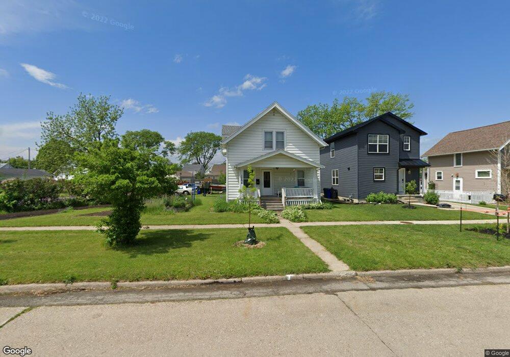 1704 2nd St SW, Cedar Rapids, IA 52404 - photo 1
