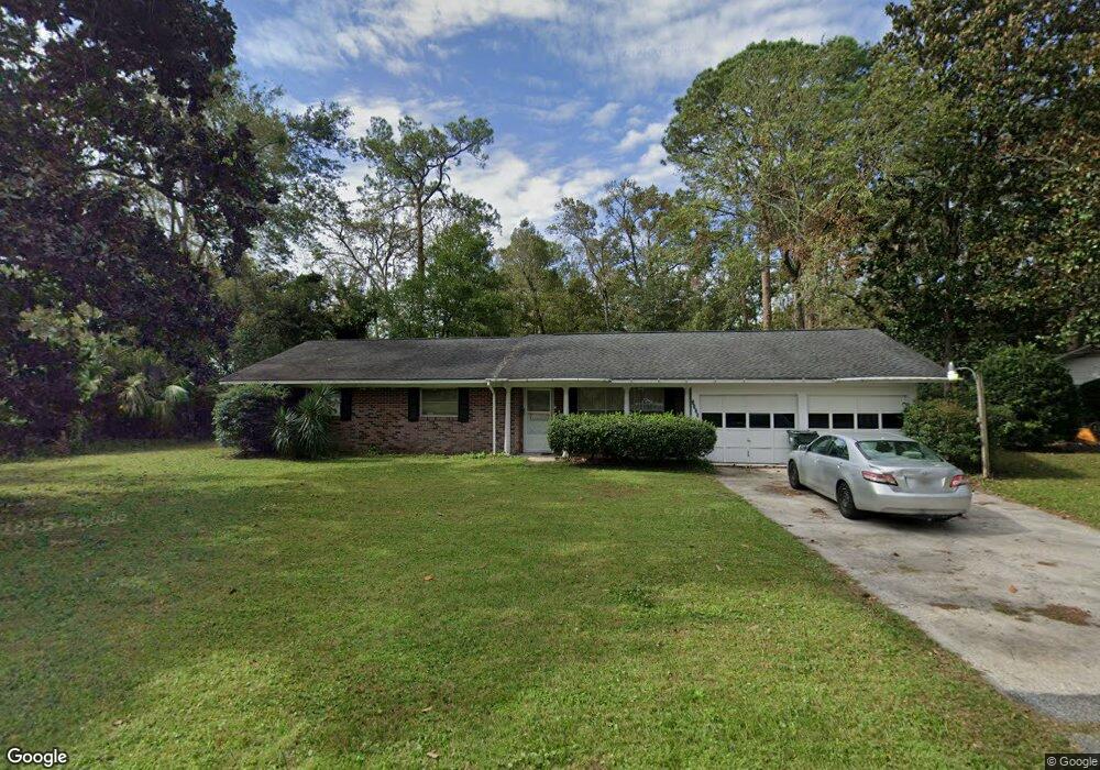 3325 Robin Rd, Brunswick, GA 31520 - photo 1