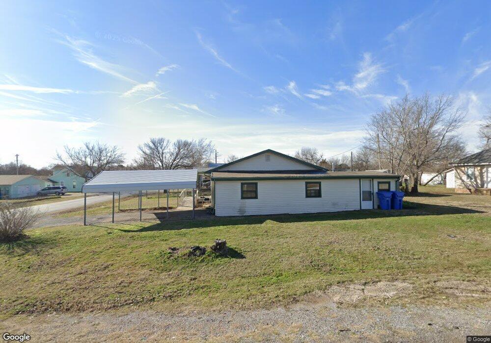 401 S 1st St, Cache, OK 73527 - photo 1