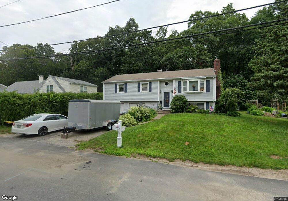 46 Meadowbrook Dr, Cumberland, RI 02864 - photo 1