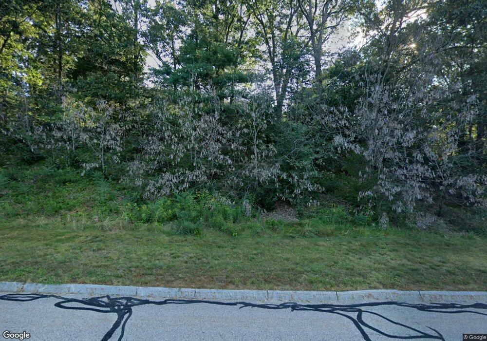 15 Crestview Dr, Mendon, MA 01756 - photo 1