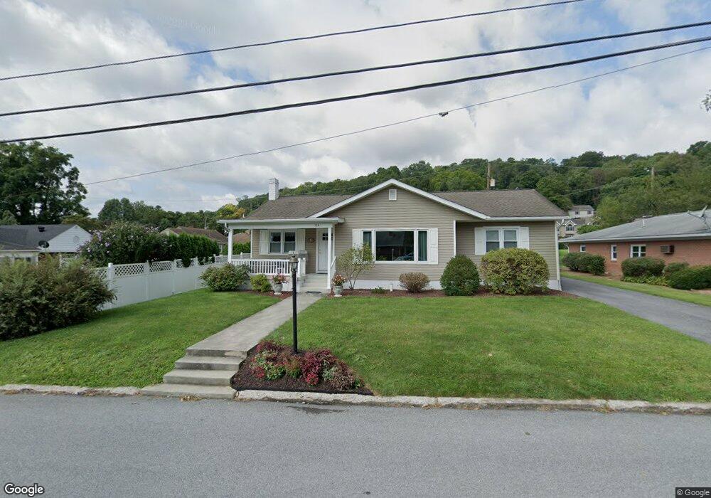 524 Lafayette Ave, Bedford, PA 15522 - photo 1