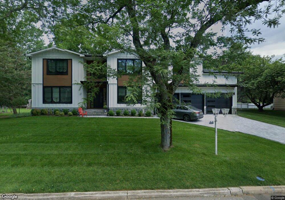 11 Evergreen Place, Demarest, NJ 07627 - photo 1