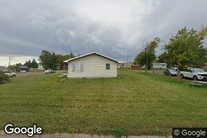 517 1st St NE, Wessington Springs, SD 57382