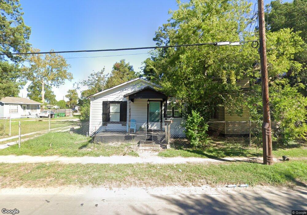3219 Collingsworth St, Houston, TX 77026 - photo 1