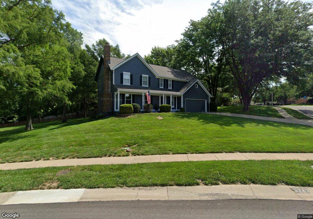 5743 Richards Cir, Shawnee, KS 66216 - photo 1