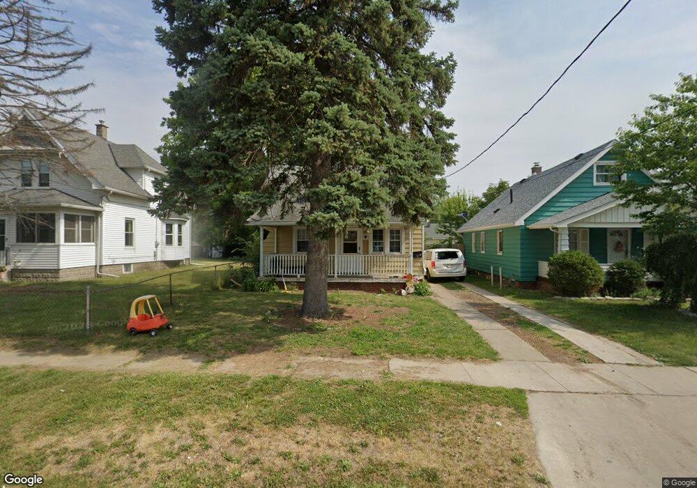 2110 Wychwood St, Toledo, OH 43613 - photo 1