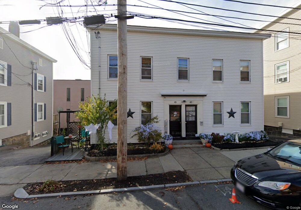 43 Crescent St, Wakefield, MA 01880 - photo 1