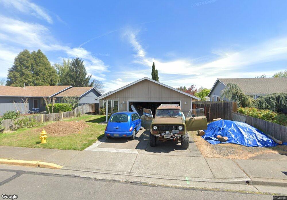 329 Snowy Butte Ln, Central Point, OR 97502 - photo 1