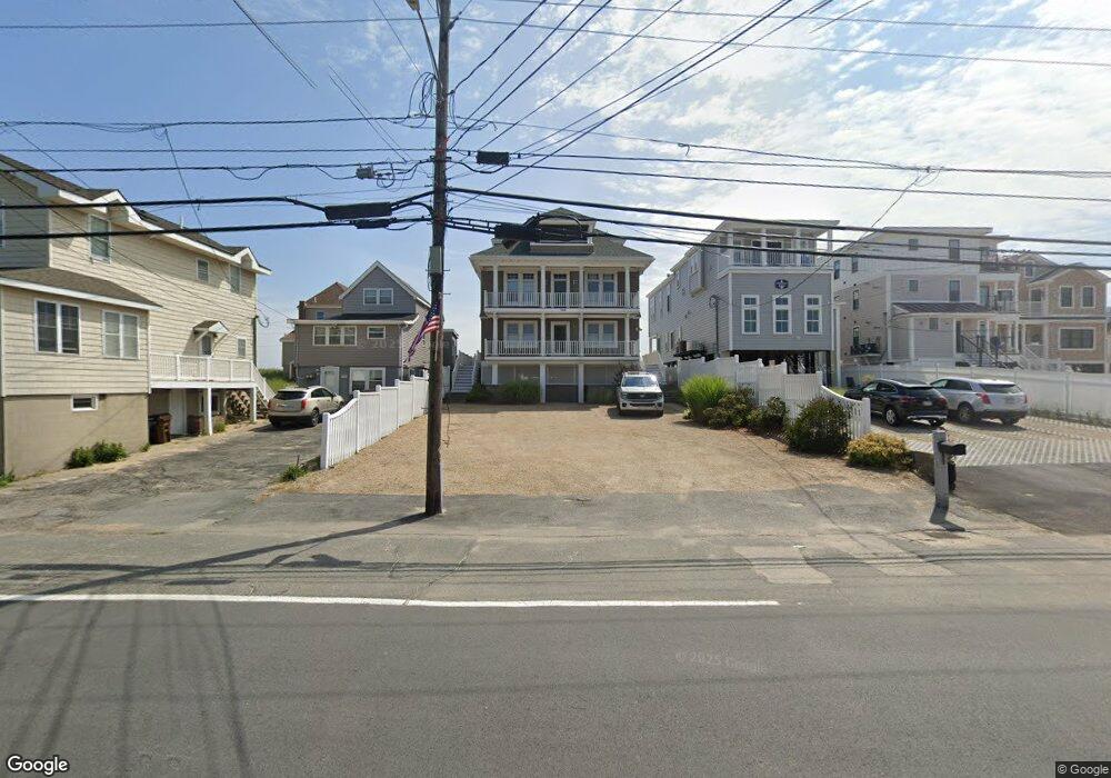 132 N End Blvd unit 2, Salisbury, MA 01952 - photo 1