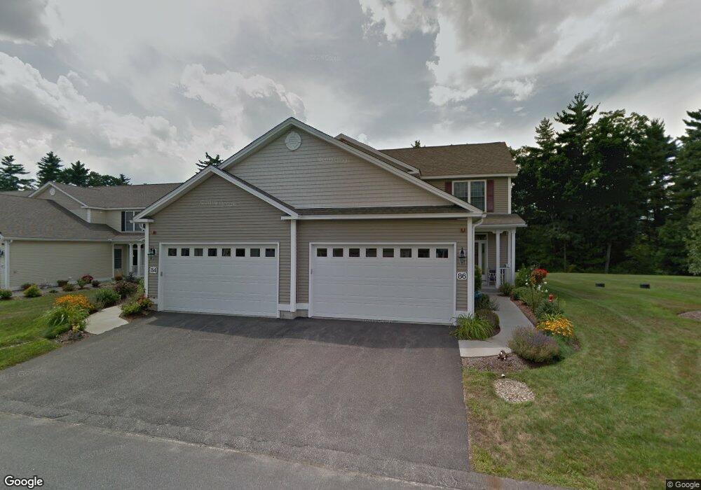 84 Old Stage Rd unit 84, Litchfield, NH 03052 - photo 1