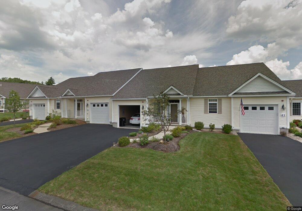 43 Old Stage Rd unit 44, Litchfield, NH 03052 - photo 1