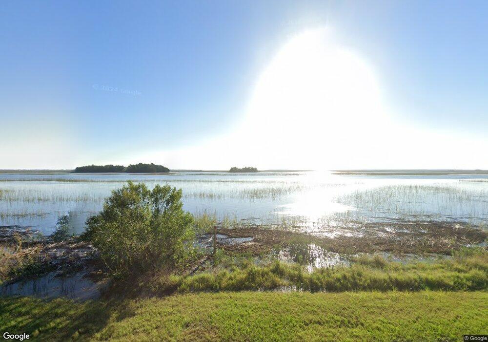 211 Camelia Ct, Brunswick, GA 31520 - photo 1