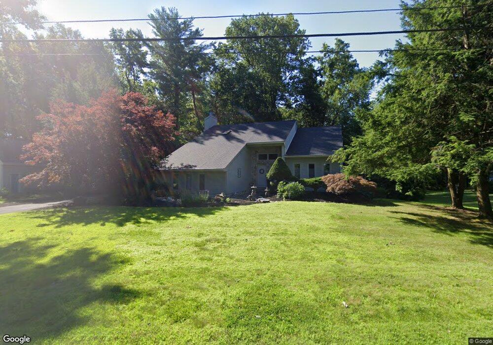 207 Marshall Phelps Rd, Windsor, CT 06095 - photo 1