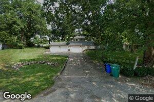 66 Green Oak Dr, Decatur, IL 62526