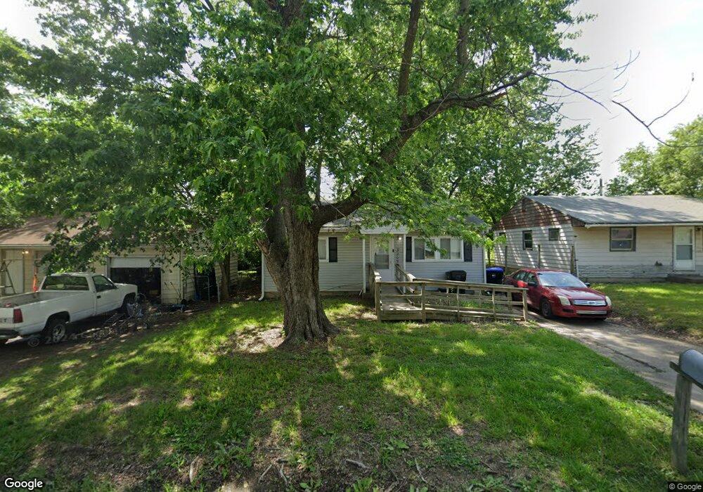 3209 SE Bryant St, Topeka, KS 66605 - photo 1