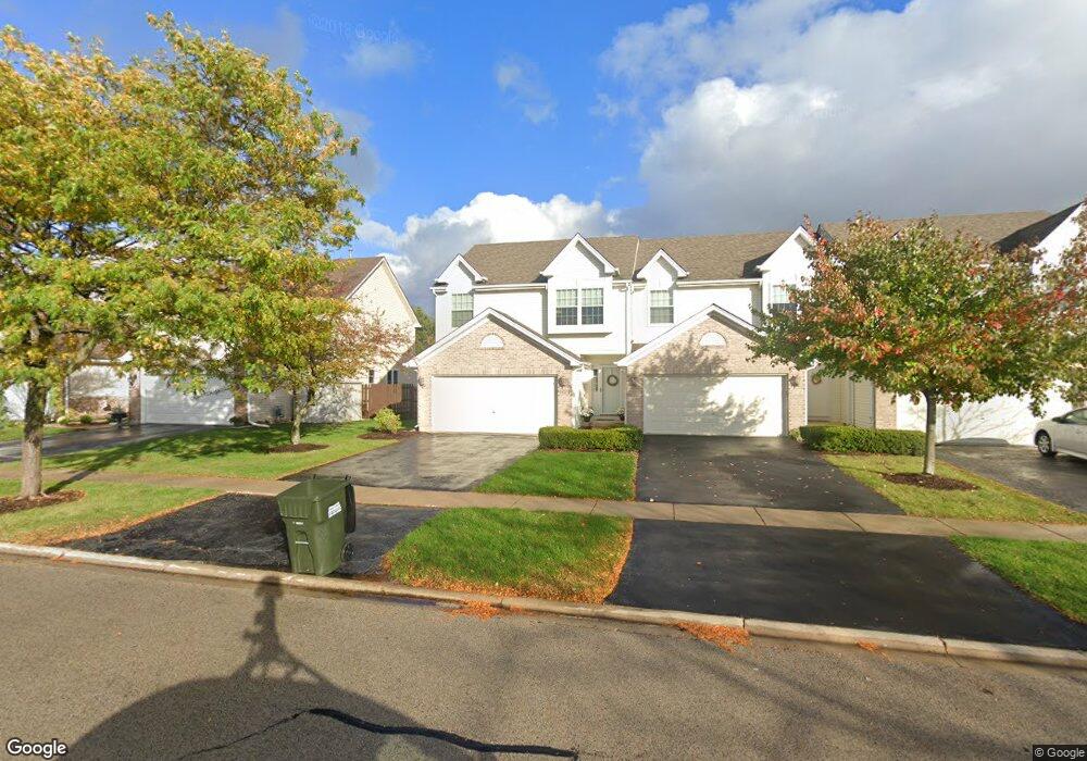 1024 Viewpoint Dr, Lake In the Hills, IL 60156 - photo 1